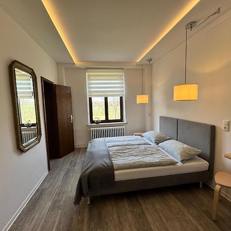 Landgasthof & Hotel Waldeck Treuen Bagian luar foto