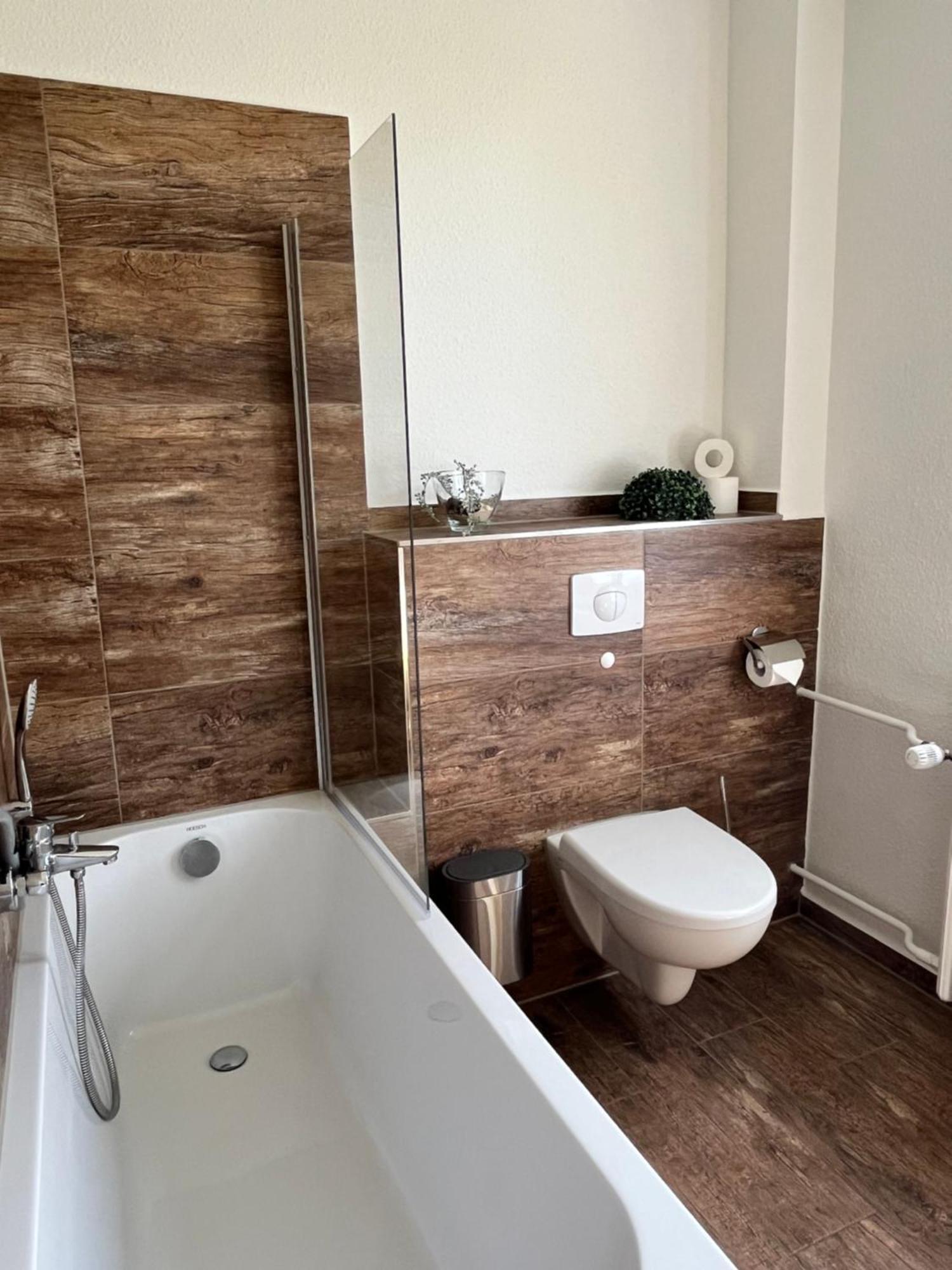 Landgasthof & Hotel Waldeck Treuen Bagian luar foto
