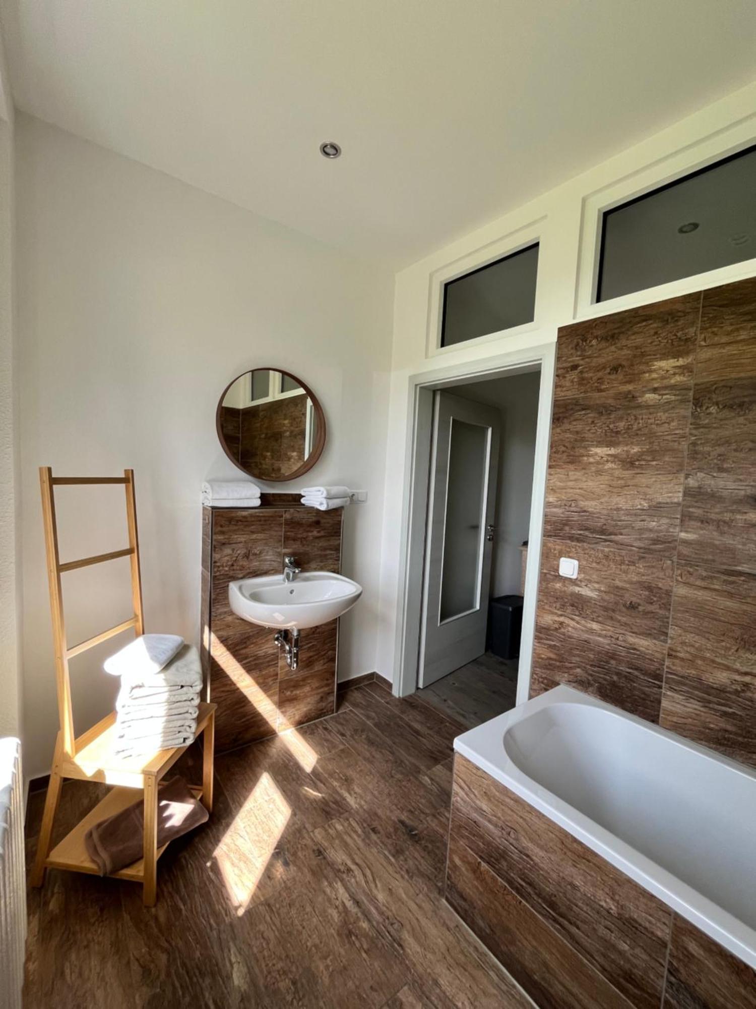Landgasthof & Hotel Waldeck Treuen Bagian luar foto